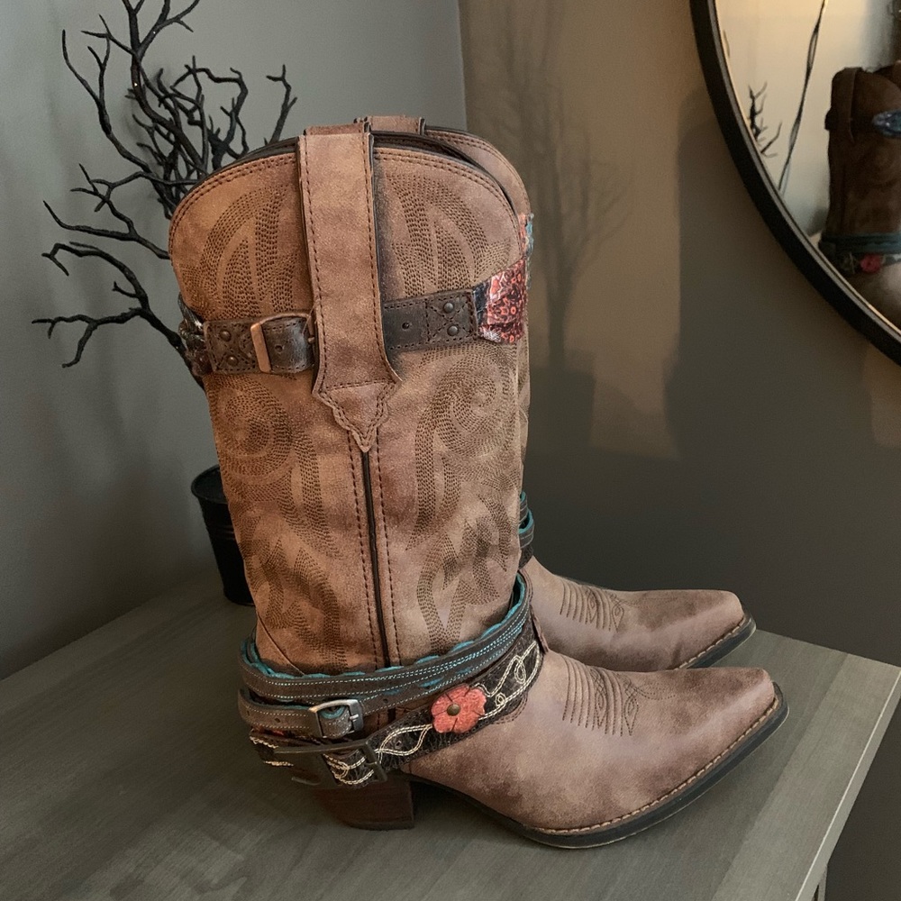 Size 7 Durango Women’s Boots